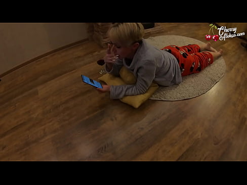 ❤️ Luda plavuša sisa ogroman kurac sisa i poskakuje na njemu - analni seks ☑ Jebeni video na hr.analizatorkrovi.ru ️❤
