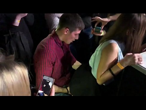 ❤️ Pravi seks u ruskom noćnom klubu. 18-godišnja Ruskinja u anusu i vagini pojebana u noćnom klubu ☑ Jebeni video na hr.analizatorkrovi.ru ️❤